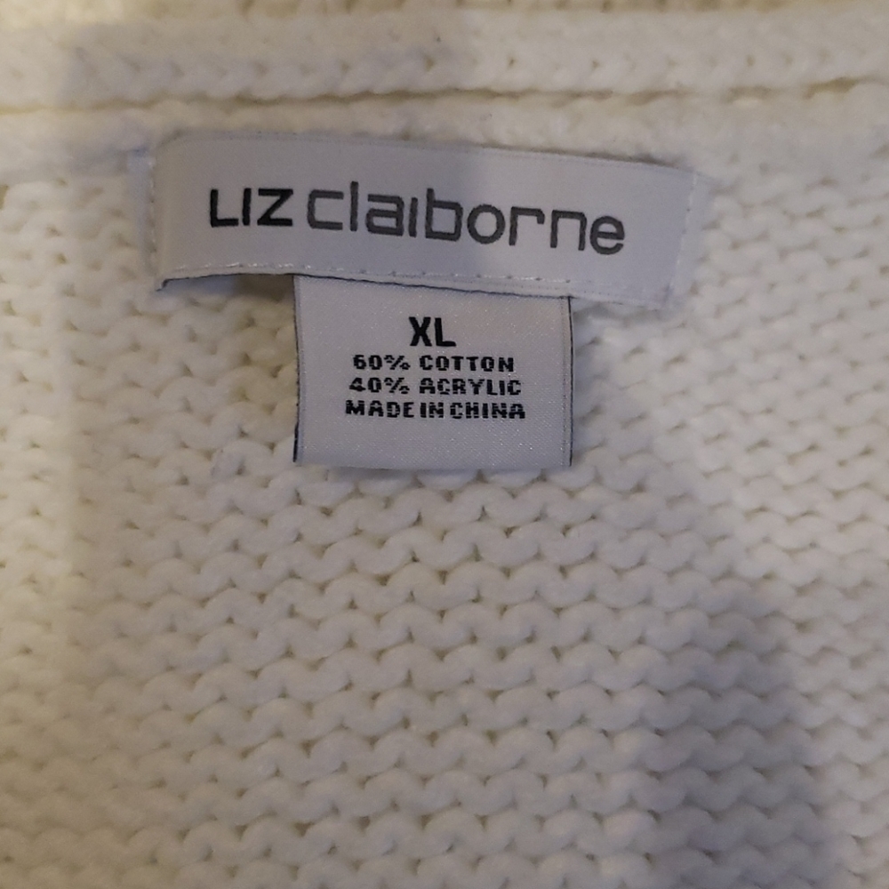 Liz Claiborne sweater - Picture 3 of 4